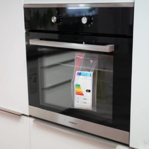 Bauformat Designküche mit Elektrogeräten und Oranier Backofen