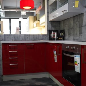 Burger Moderne L-Küche gloriette hochglanz Lack mit Edelstahl Griffen