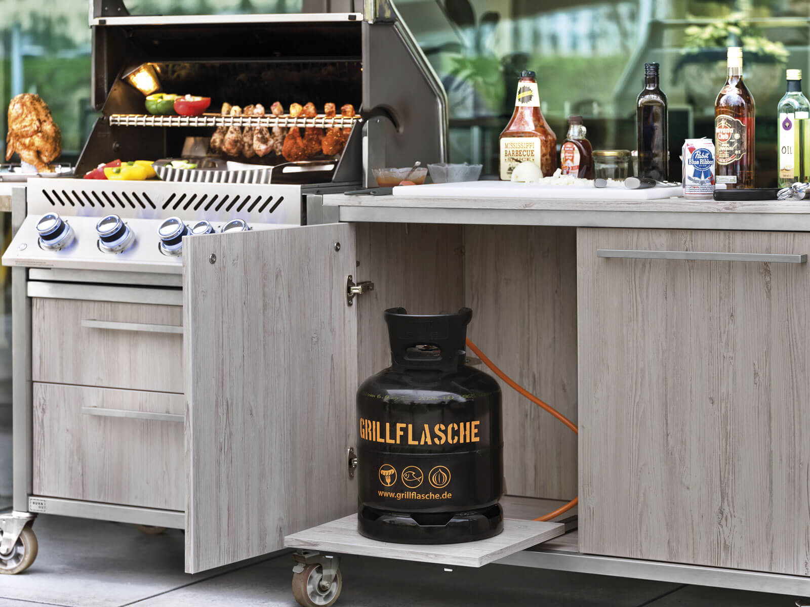 Burnout Outdoor Küche Grill Holz Fronten Griffstangen