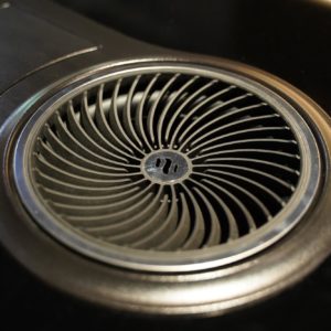 Nobilia Designküche mit Elektrogeräten Induktionskochfeld und Kochfeldabzug