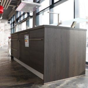 Nobilia Kücheninsel Oak dunkles Holz structura Moderne Küche