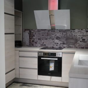 Nobilia Riva U-Küche Designküche mit Esstischlösung