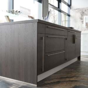 Nobilia moderne Inselküche Gladstone Oak Holzdesign