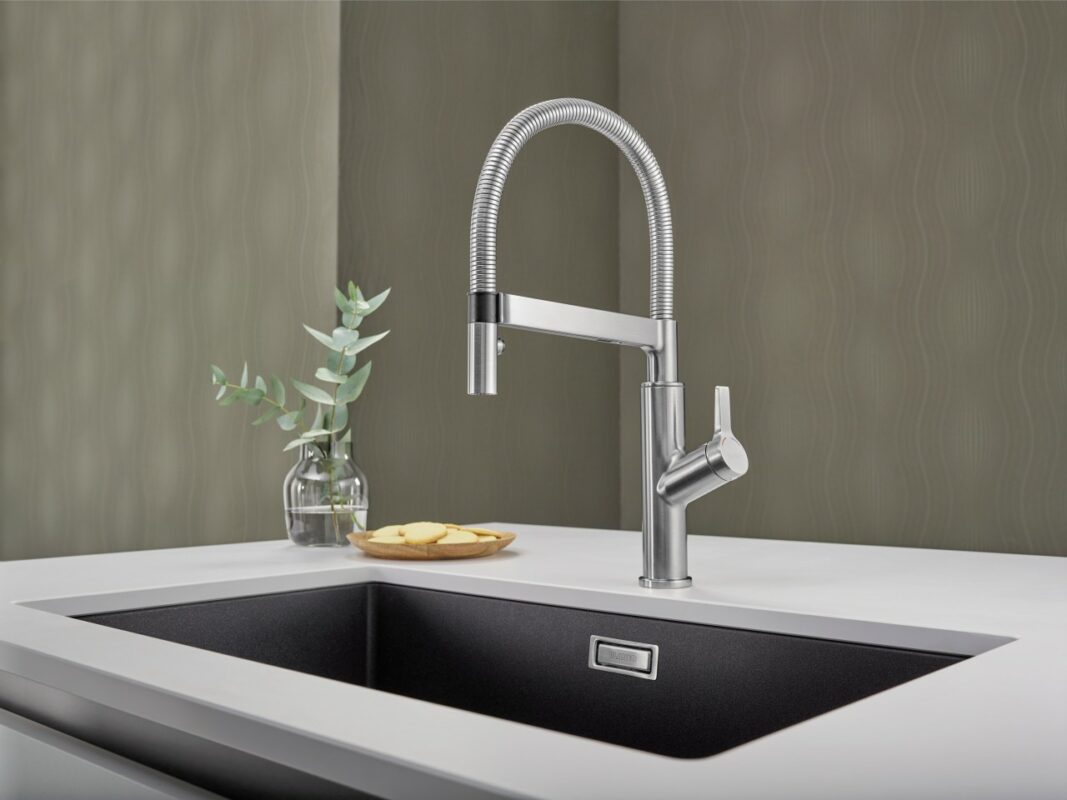 Blanco Solenata Sensor Armatur mit Schlauchbrause Kuechenkaufen.net